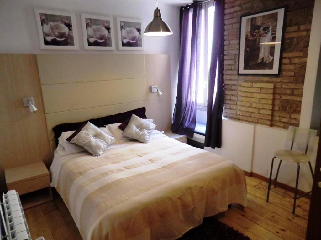 Pensión Caesar's 3*